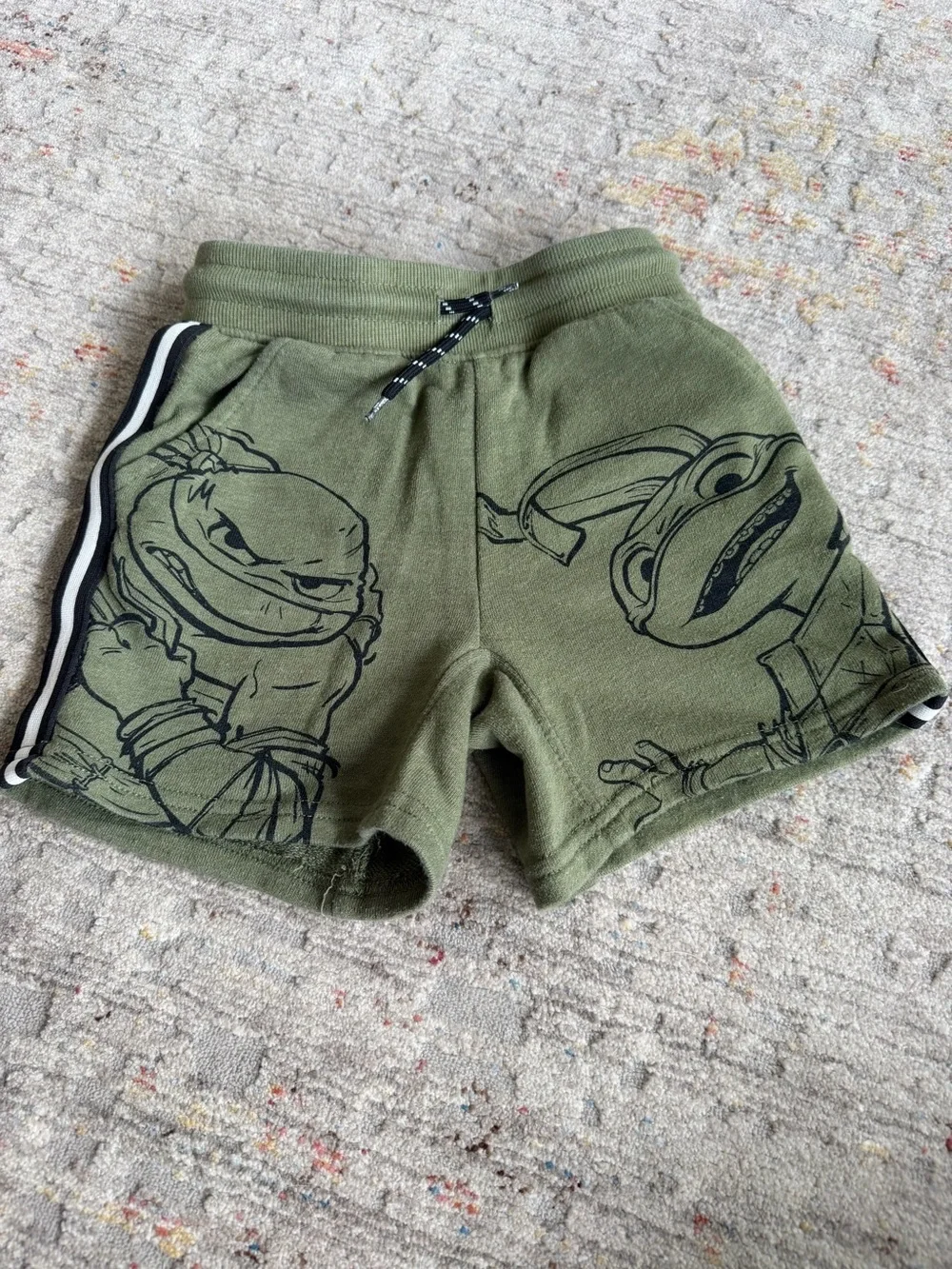 Nickelodeon Teenage Mutant Ninja Turtles Mutant Mayhem Shorts Size 4T